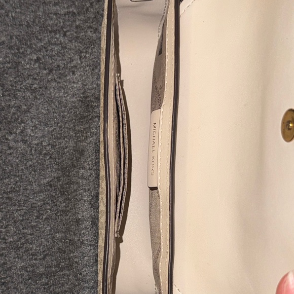 Greenwich Extra-Small Logo Sling Adjustable Crossbody - Picture 7 of 13